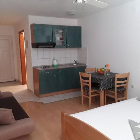 Zaton Apartmani M. Ilesh Esterno foto