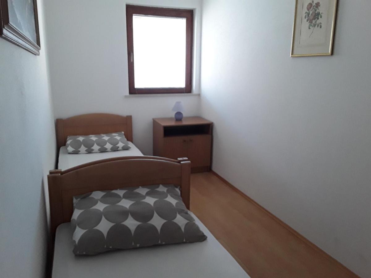 Zaton Apartmani M. Ilesh Esterno foto