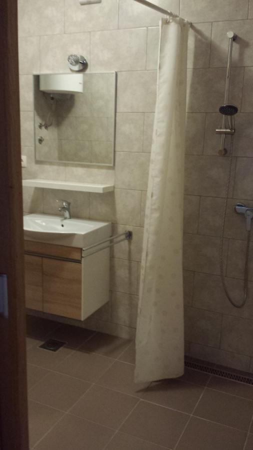 Zaton Apartmani M. Ilesh Esterno foto