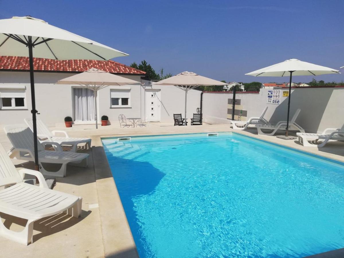 Zaton Apartmani M. Ilesh Esterno foto