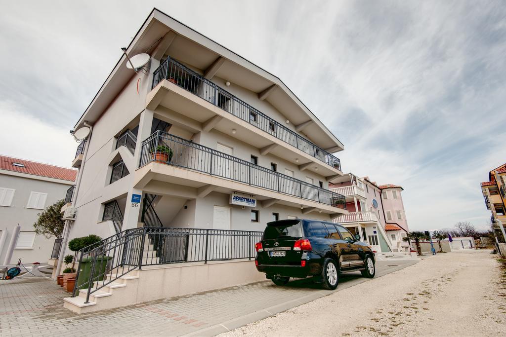 Zaton Apartmani M. Ilesh Esterno foto